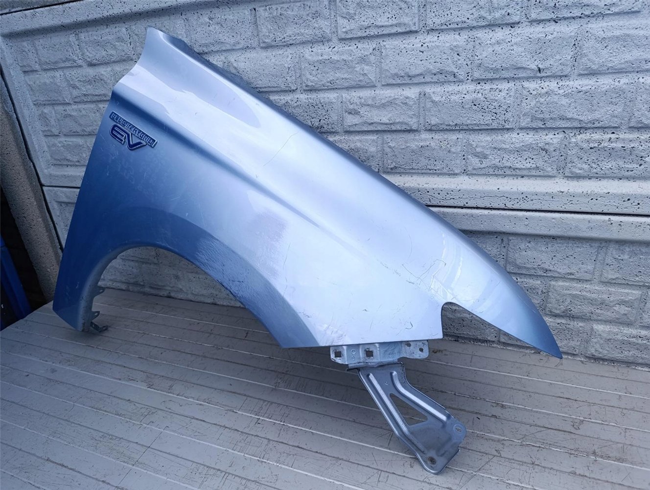 MITSUBISHI OUTLANDER 12-15 BŁOTNIK PRAWY PRZEDNI ORYGINAŁ (17503063178)