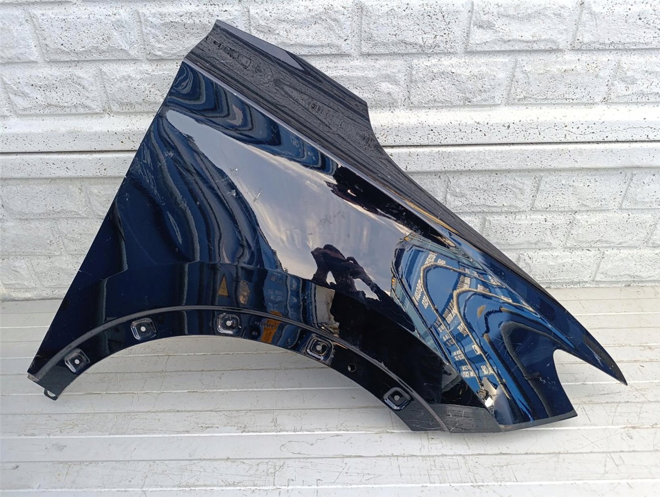 MG ZS EV BŁOTNIK PRZEDNI PRAWY ORYGINAŁ (17503090260)