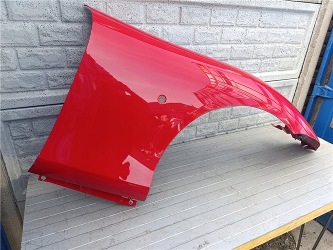 FERRARI ROMA BŁOTNIK PRAWY PRZEDNI ORYGINAŁ (17503156158)