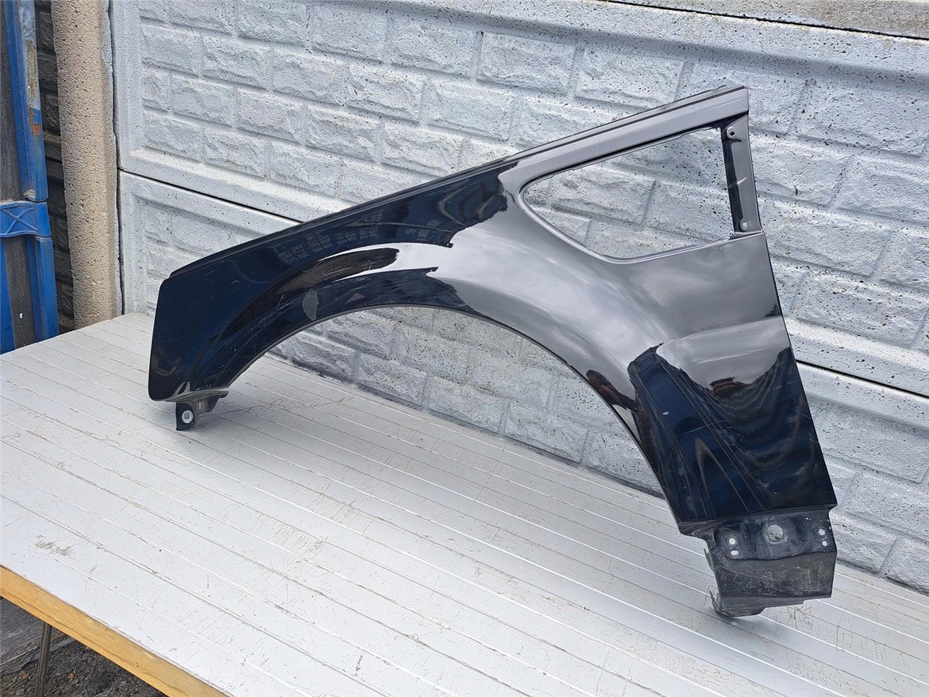 LAND RANGE ROVER SPORT LIFT 09-13 BŁOTNIK LEWY ORYGINAŁ (17504090999)