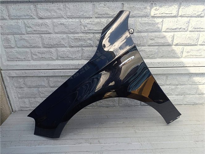 MERCEDES A-KLASA W176 12-19 BŁOTNIK LEWY PRZEDNI ORYGINAŁ (17506960666)