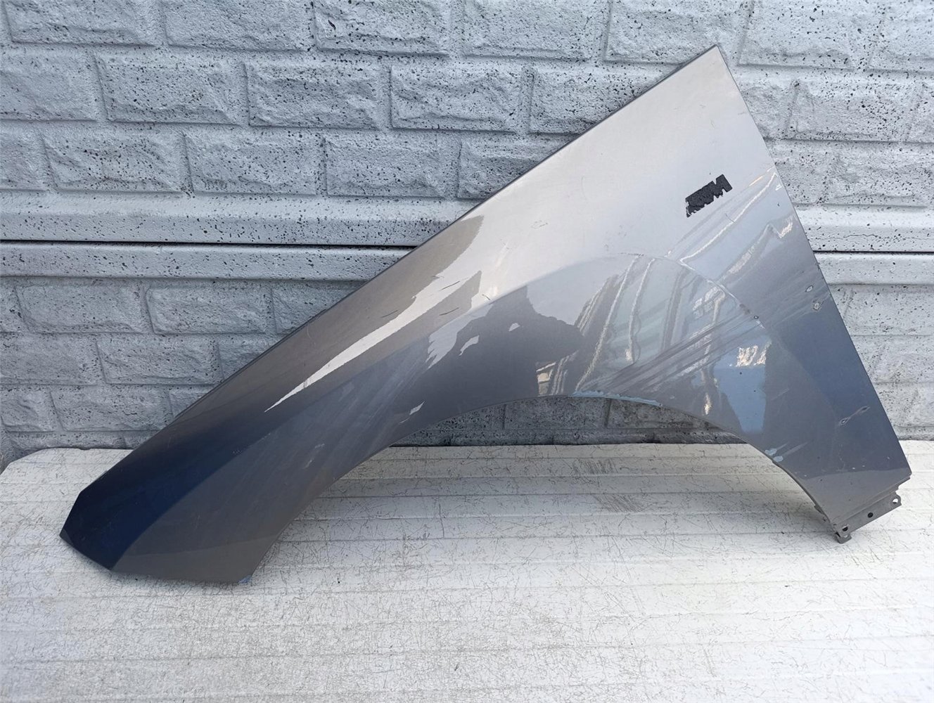 BMW iX i-X BŁOTNIK LEWY PRZEDNI ORYGINAŁ (17506986214)