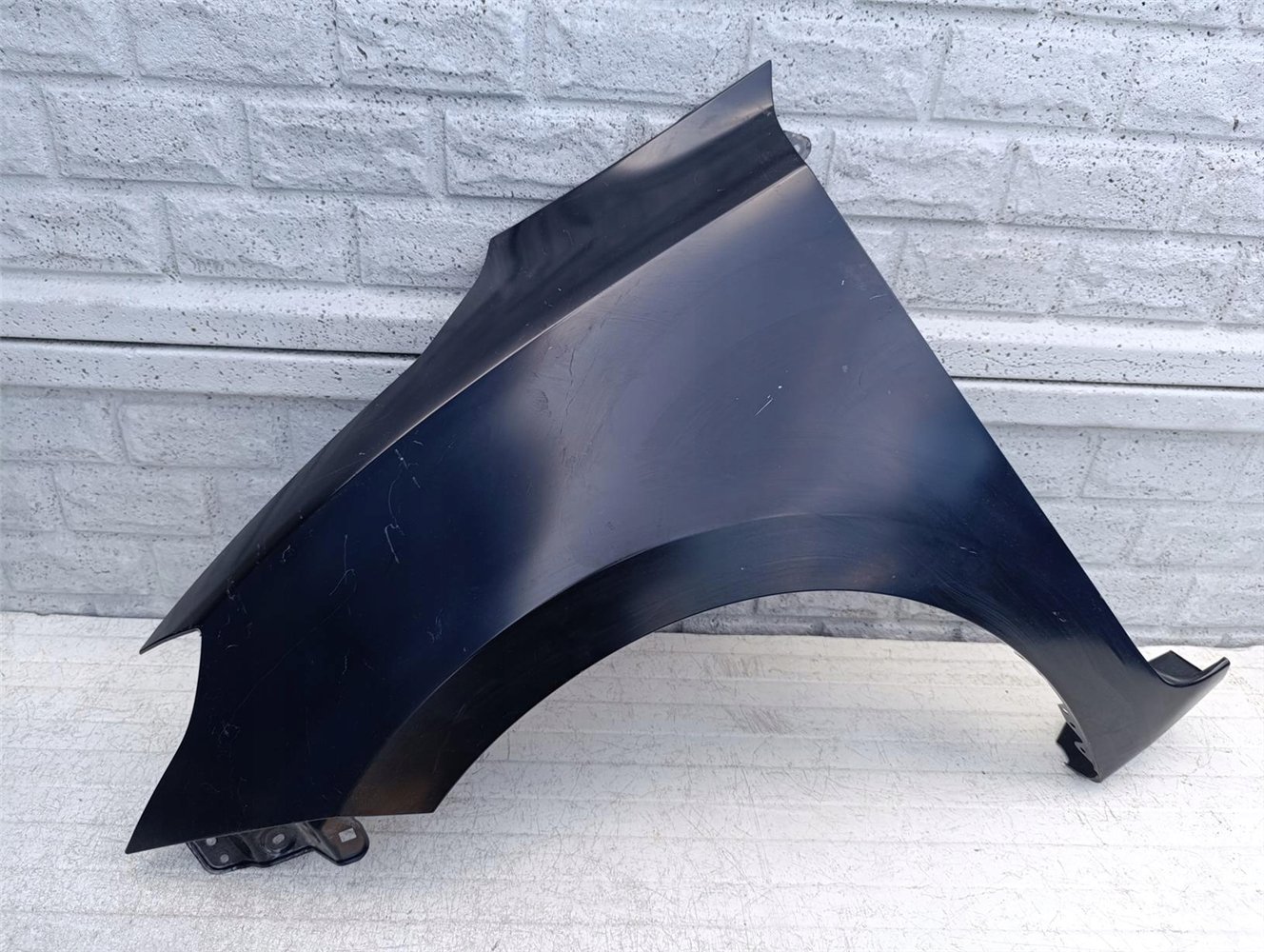 SUZUKI SWIFT MK8 17-24 BŁOTNIK PRZEDNI LEWY NOWY ORYGINAŁ (17506990345)