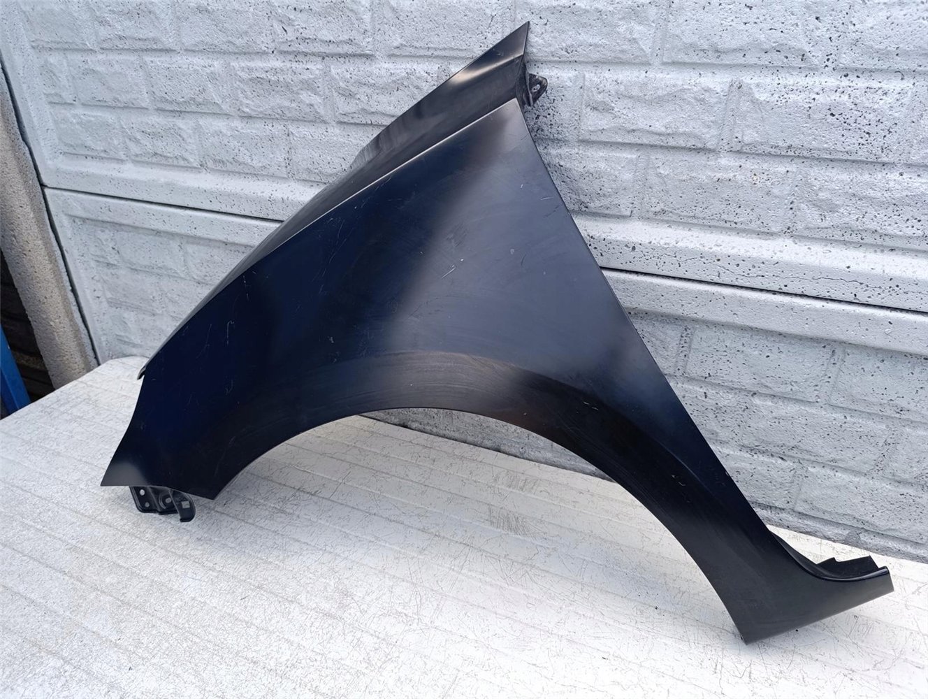 SUZUKI SWIFT MK8 17-24 BŁOTNIK PRZEDNI LEWY NOWY ORYGINAŁ (17506990345)