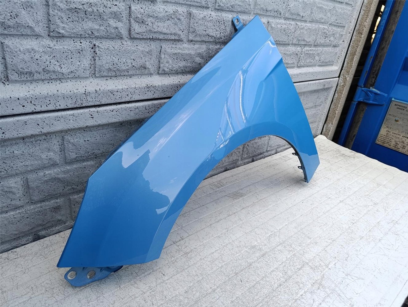 FORD FOCUS MK3 2011-2018 BŁOTNIK PRZEDNI LEWY ORYGINAŁ (17506995810) FORD FOCUS MK3 2011-2018 BŁOTNIK PRZEDNI LEWY ORYGINAŁ (17506995810)