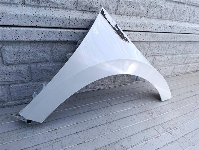 VW ARTEON BŁOTNIK PRAWY PRZEDNI ORYGINAŁ (17507038174)