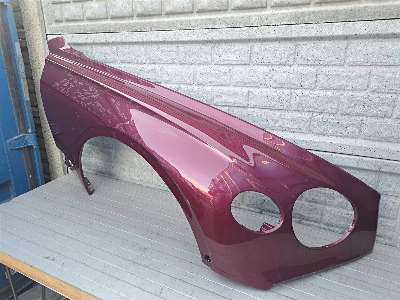 BENTLEY CONTINENTAL GT 3SD 2019 BŁOTNIK PRAWY ORYGINAŁ (17507270043)