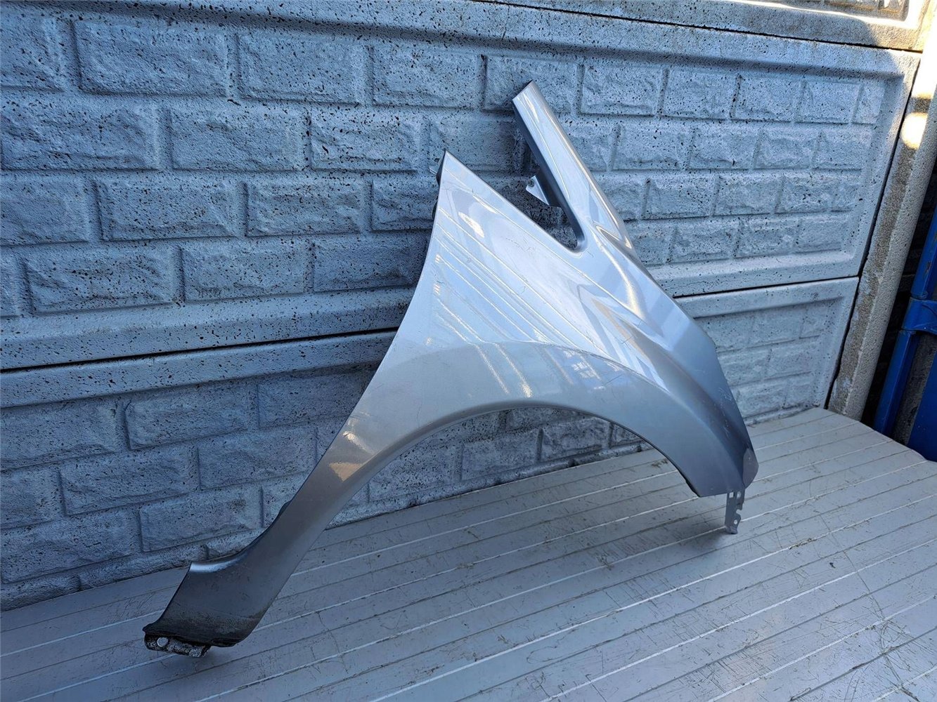 NISSAN NOTE 2 II 2013-2020 BŁOTNIK PRZEDNI PRAWY ORYGINAŁ (17507533522)