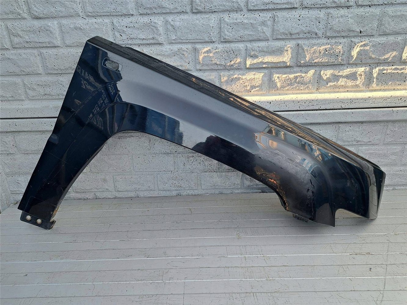 JEEP PATRIOT BŁOTNIK PRZEDNI PRAWY ORYGINAŁ (17508006985)