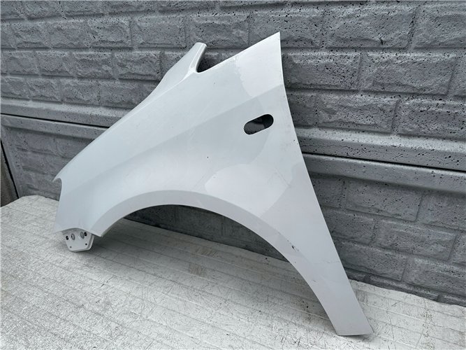 BŁOTNIK LEWY VW CADDY 2010 - 2015 ORYGINAŁ (17511717799)