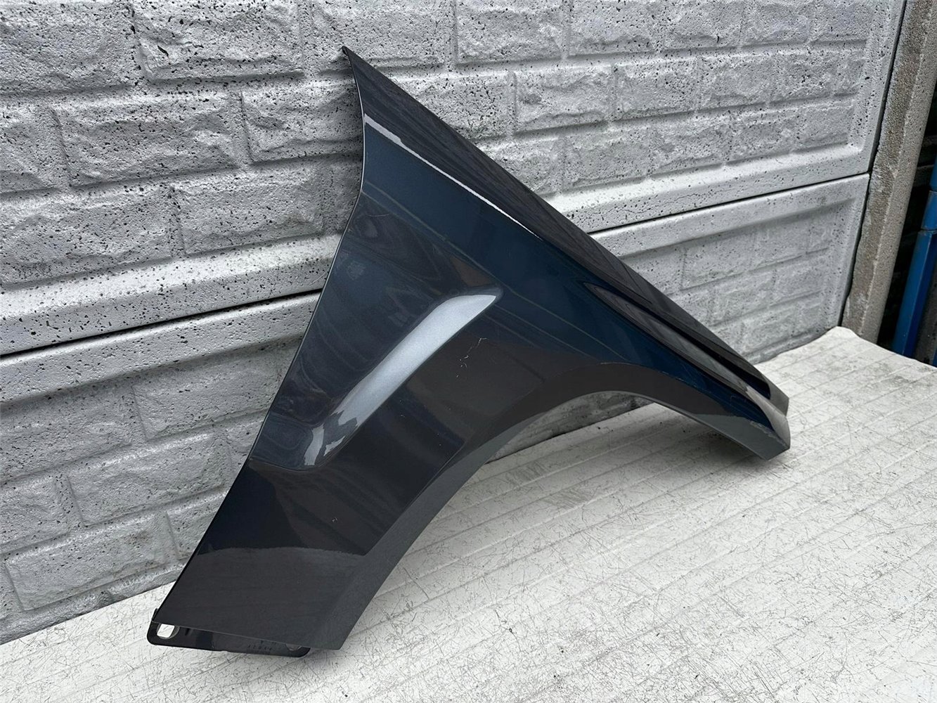 MERCEDES GLK W204 2008-2017 BŁOTNIK PRAWY PRZEDNI ORYGINAŁ (17511931296)