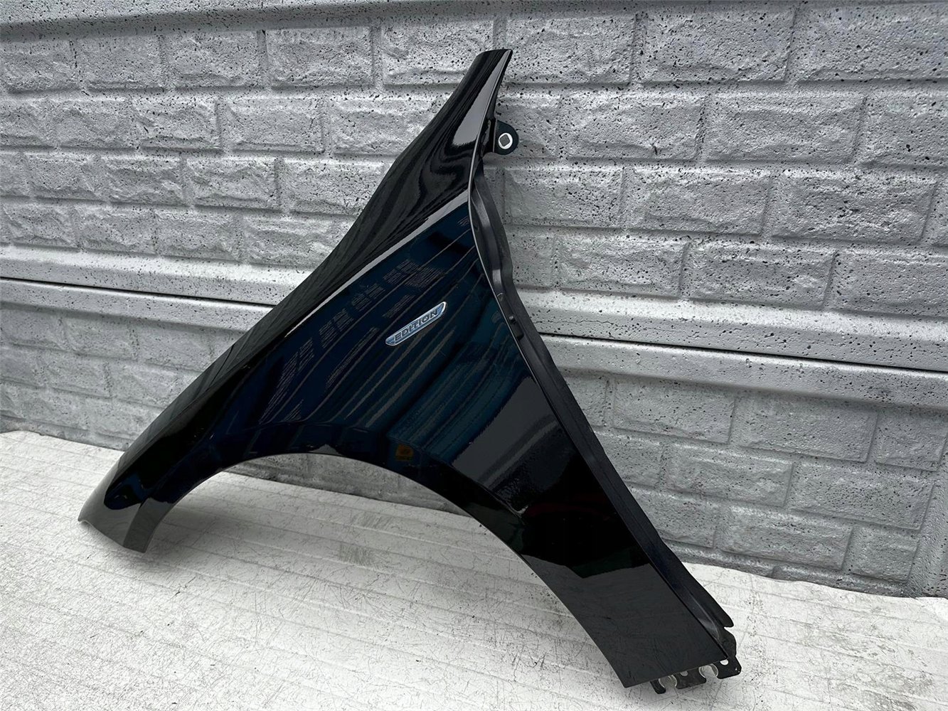 MERCEDES CLA 118 W118 19-24 BŁOTNIK PRZEDNI LEWY ORYGINAŁ (17511940018)