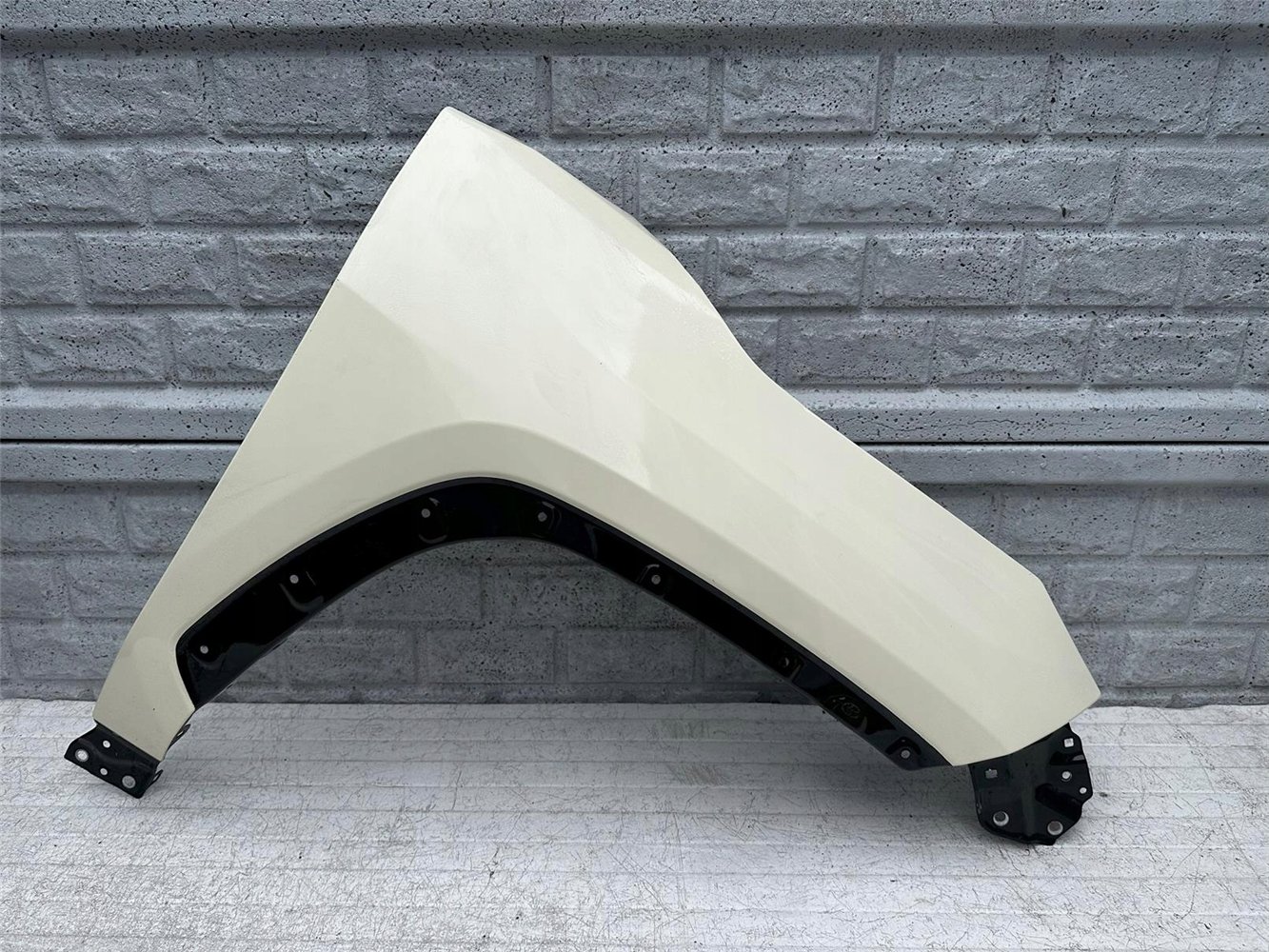 TOYOTA RAV 4 IV 19-20 BŁOTNIK PRAWY PRZÓD ORYGINAŁ (17511955143)