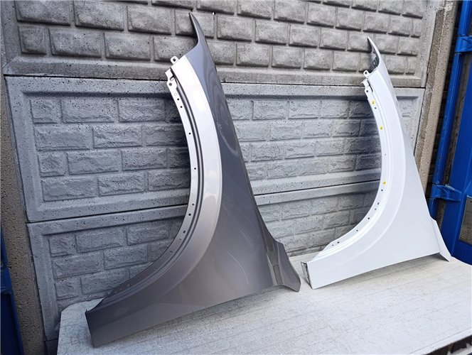 VOLVO XC 90 XC90 II 15-23 BŁOTNIK PRZEDNI PRAWY ORYGINAŁ (17517599328)