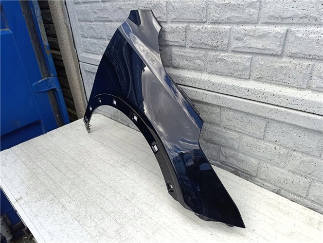 KIA X-CEED XCEED BŁOTNIK PRAWY PRZEDNI ORYGINAŁ (17517624212)