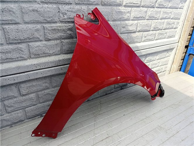 COROLLA HB E21/SUZUKI SWACE E210 XII 19-24 BŁOTNIK PRAWY ORYGINAŁ (17522970379)