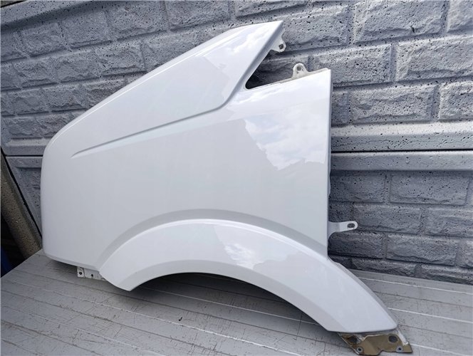 VW CRAFTER 2006 – 2016 BŁOTNIK LEWY PRZEDNI ORYGINAŁ (17522983385)