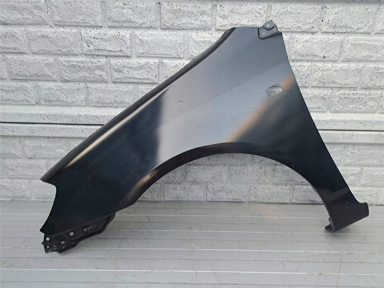 TOYOTA COROLLA E12 SEDAN KOMBI 02-09 BŁOTNIK LEWY NOWY ORYGINAŁ (17524057293)