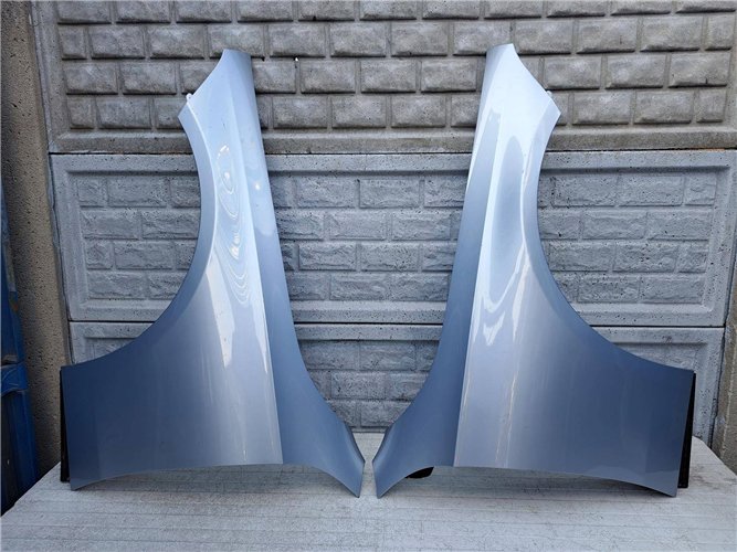 MERCEDES CLE C236 A236 23- BŁOTNIK LEWY PRAWY ORYGINAŁ (17524099332)