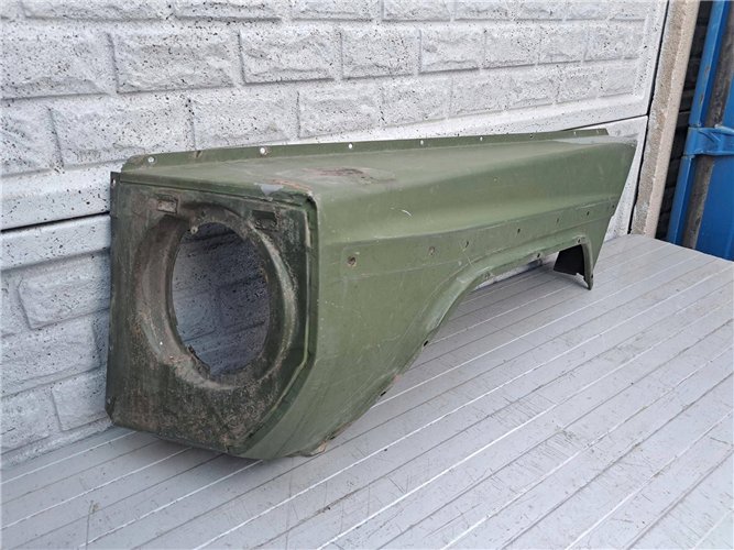 BŁOTNIK LEWY PRZÓD MERCEDES G KLASA W460 79- ORYGINAŁ (17524121812)