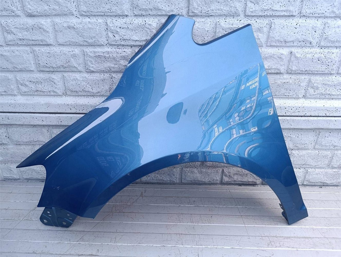 VW GOLF 5 6 + PLUS 04-17 BŁOTNIK LEWY PRZÓD ORYGINAŁ (17529818097)