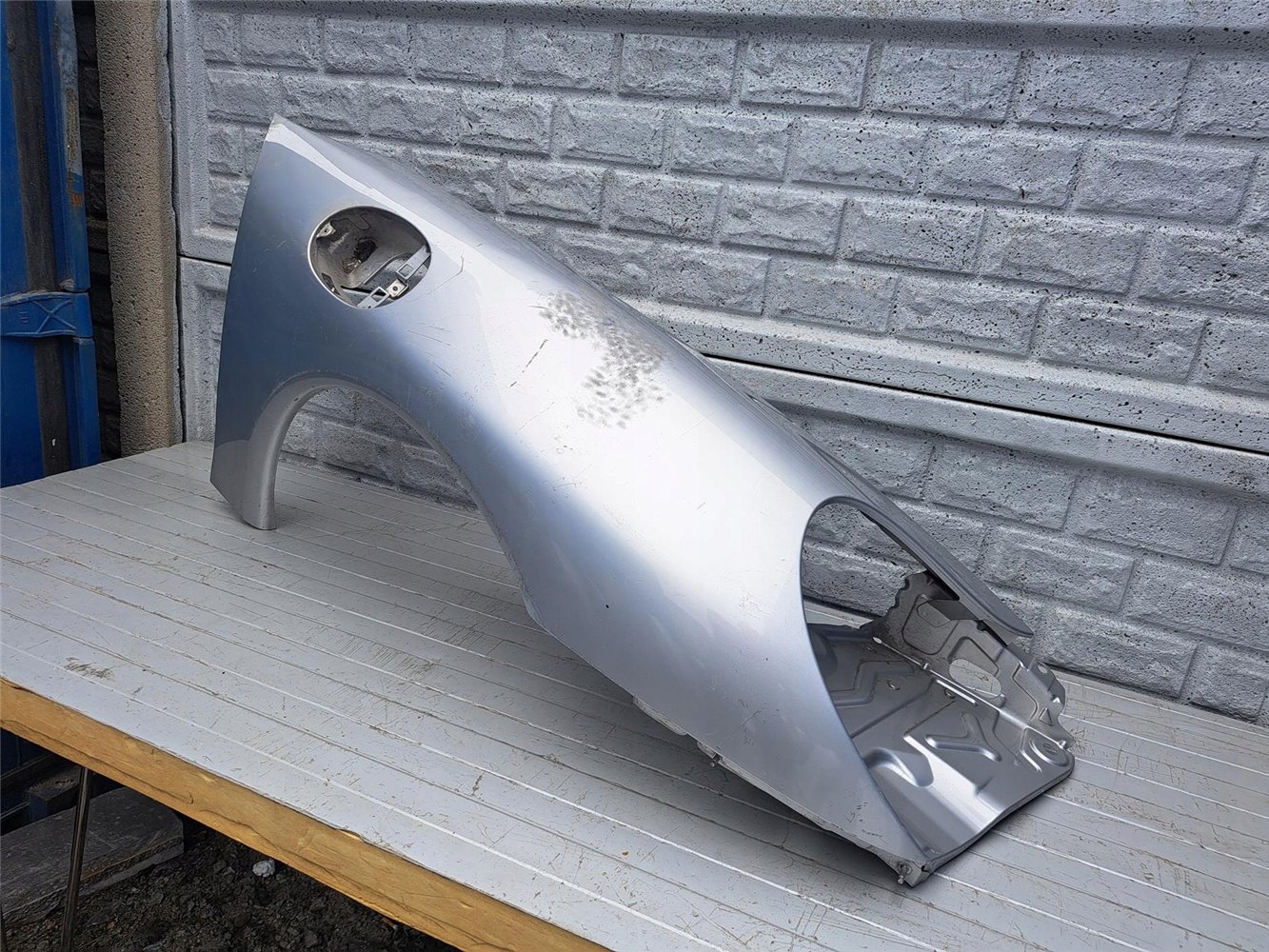 PORSCHE CARRERA 911 996 LIFT BŁOTNIK PRZEDNI PRAWY ORYGINAŁ (17532802865)