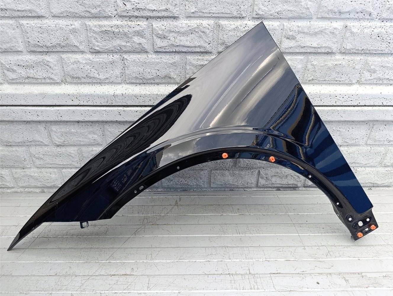 POLESTAR 2 BŁOTNIK PRZEDNI LEWY ORYGINAŁ (17534947689)