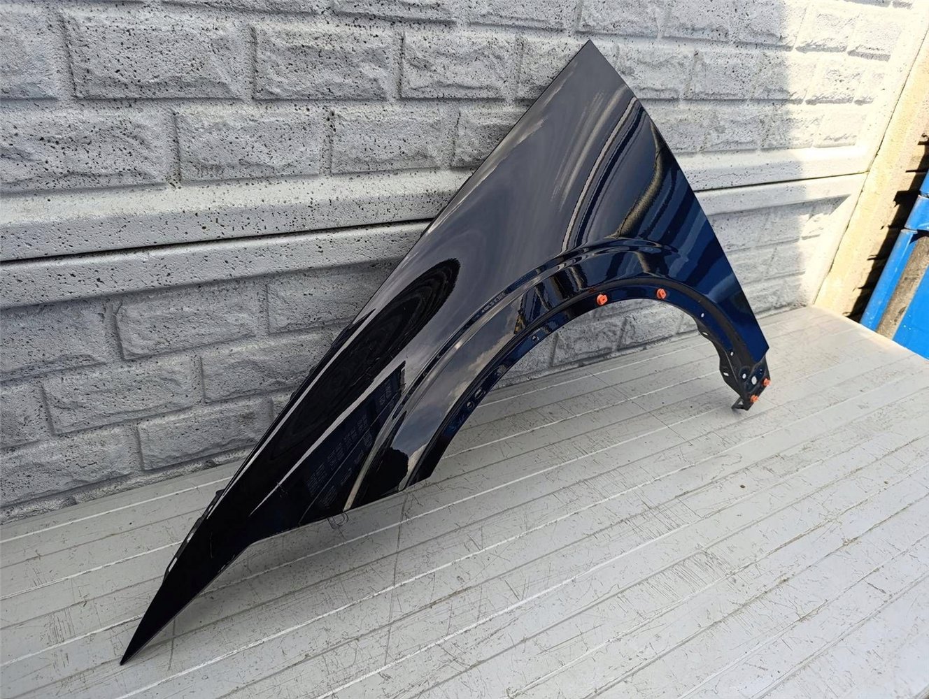 POLESTAR 2 BŁOTNIK PRZEDNI LEWY ORYGINAŁ (17534947689)