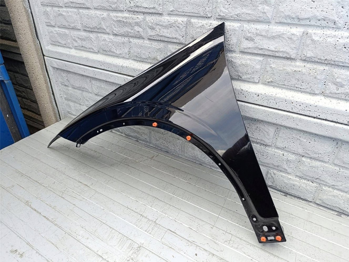 POLESTAR 2 BŁOTNIK PRZEDNI LEWY ORYGINAŁ (17534947689)