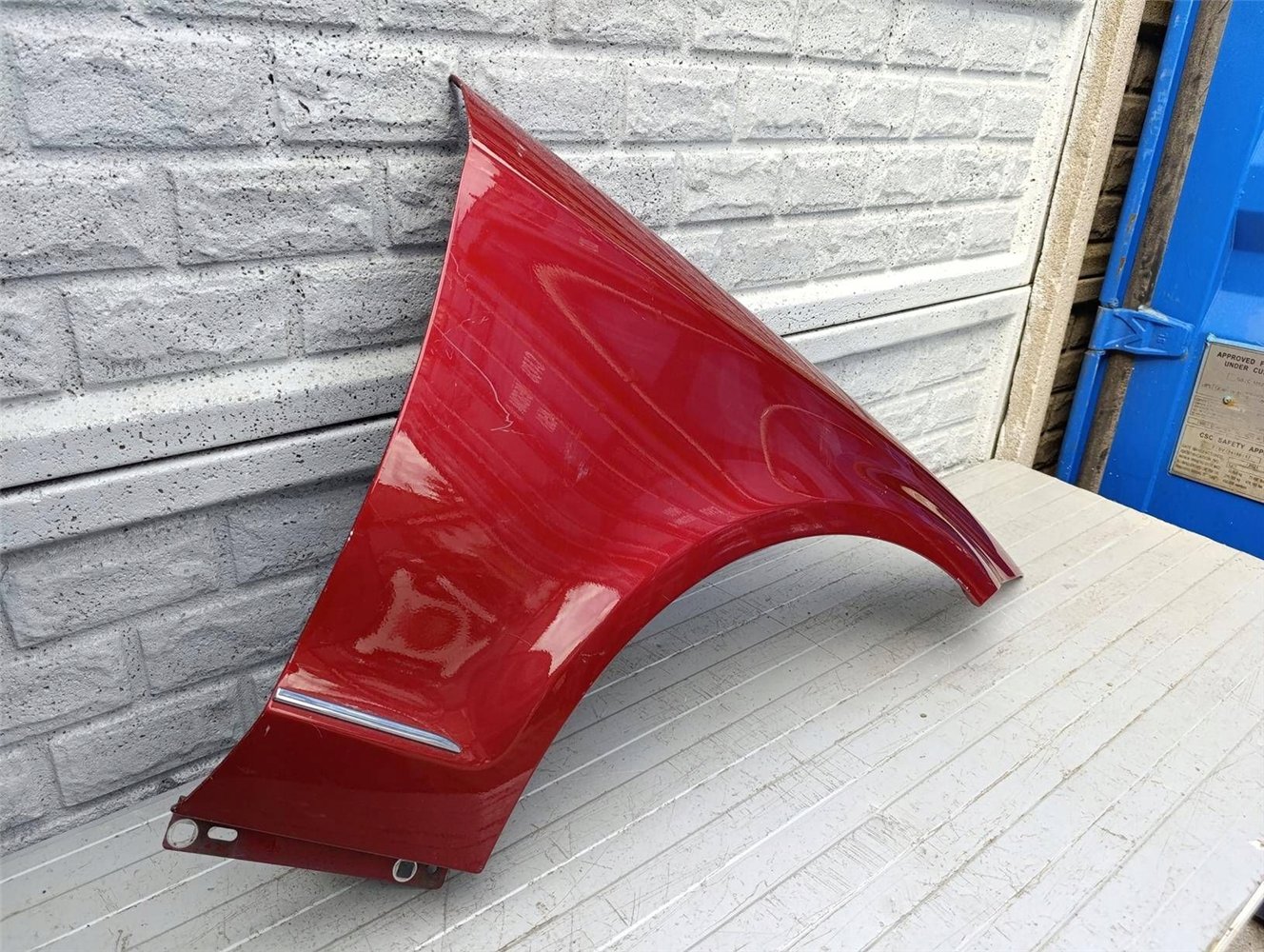 MERCEDES CLS W 218 W218 BŁOTNIK PRZEDNI PRAWY ORYGINAŁ (17534977002)