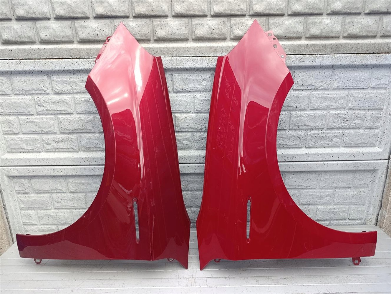 ALFA ROMEO GIULIETTA BŁOTNIK PRZEDNI PRAWY LEWY ORYGINAŁ (17536339791)