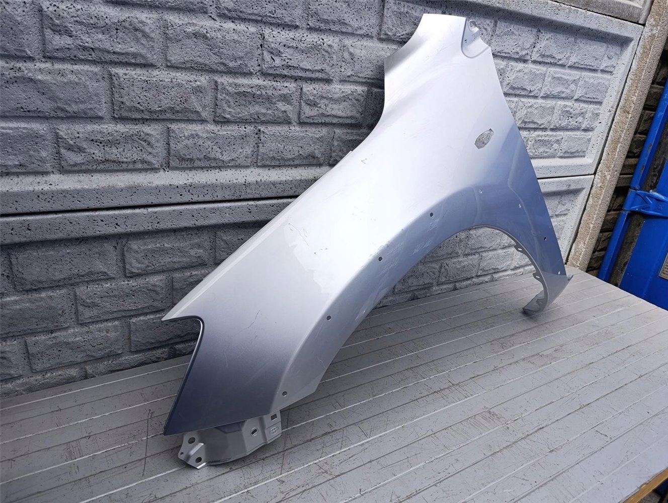 TOYOTA RAV4 RAV-4 2006 - 2010 BŁOTNIK LEWY PRZÓD ORYGINAŁ (17536409012)