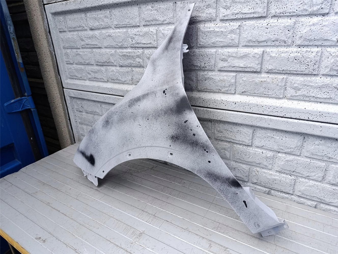 NISSAN JUKE 14-19 LIFT BŁOTNIK LEWY PRZEDNI ORYGINAŁ (17536429978)