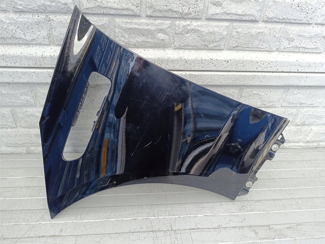 BŁOTNIK MERCEDES EQS W297 21-24 LEWY PRZEDNI ORYGINAŁ (17536438606)