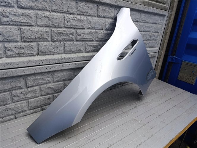 MERCEDES EQC W293 W 293 BŁOTNIK PRZEDNI LEWY ORYGINAŁ (17545483180)