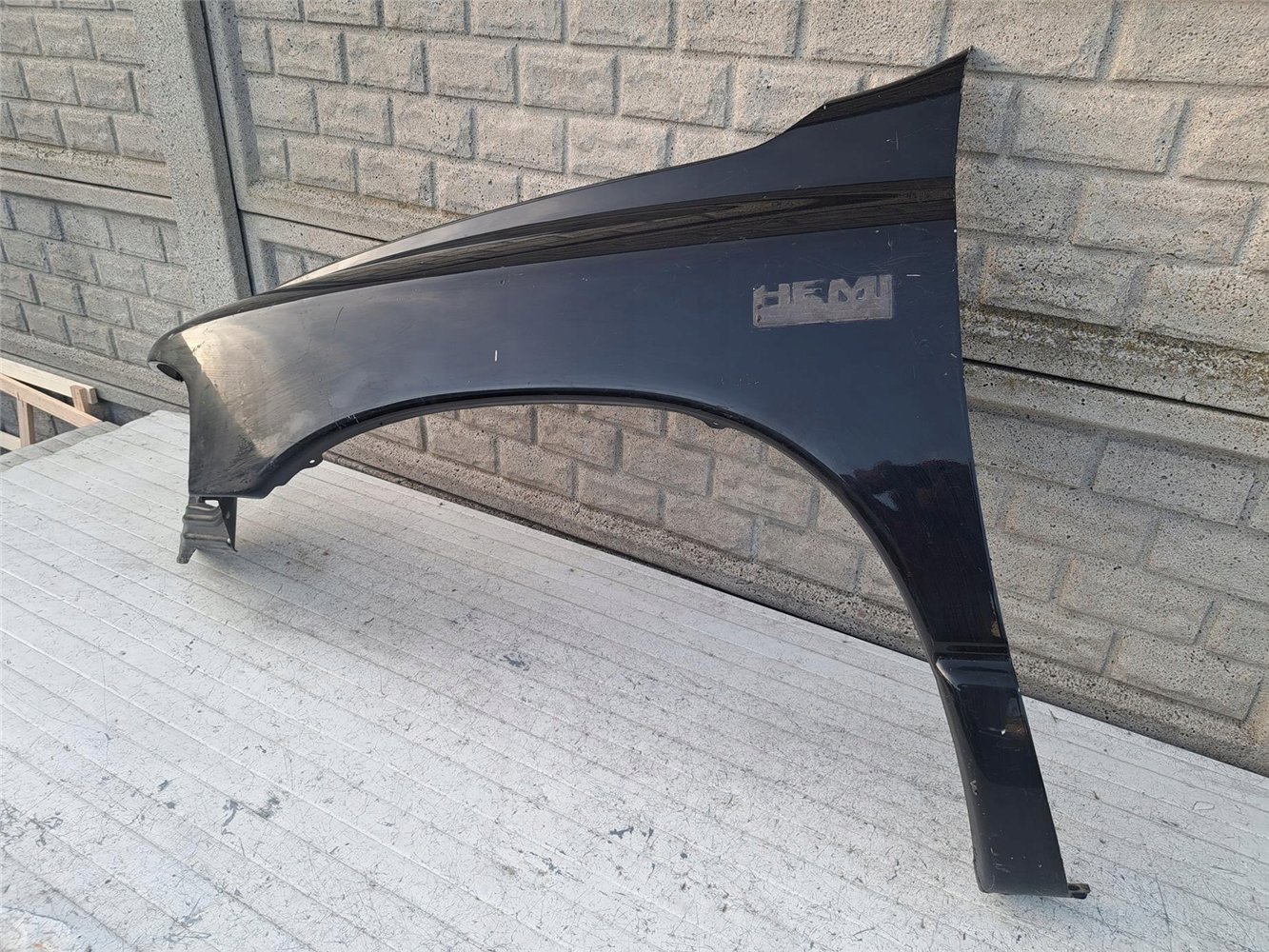 BŁOTNIK PRZEDNI LEWY NOWY DODGE RAM 2006-2008 ORYGINAŁ (17547234780)