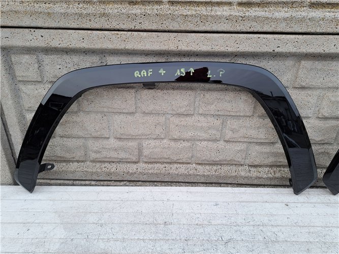 TOYOTA RAV 4 LISTWA PRAWA LEWA po 19 r ORYGINAŁ (17547276165)