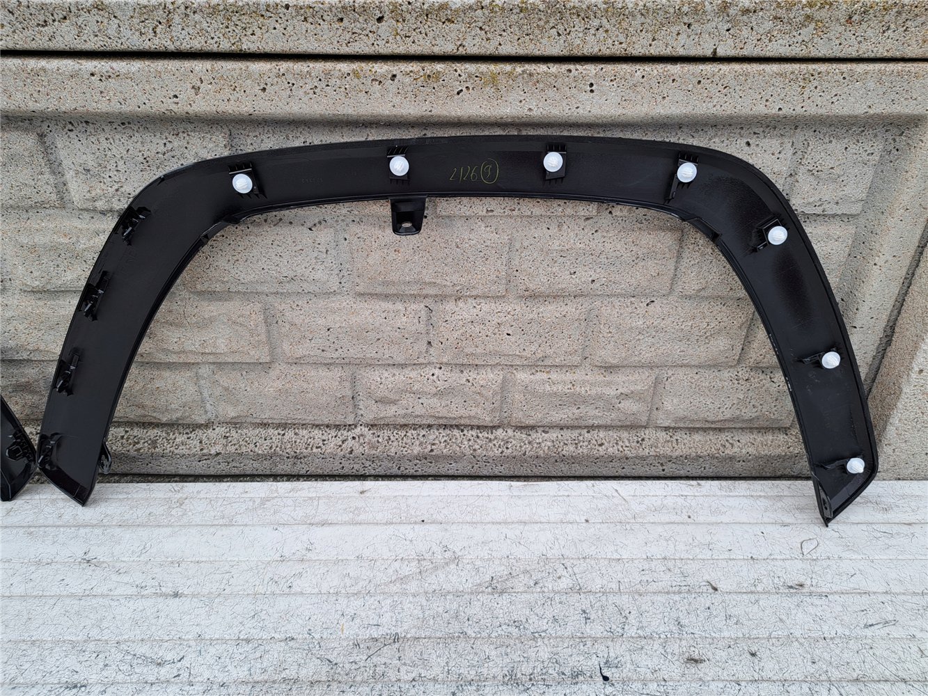 TOYOTA RAV 4 LISTWA PRAWA LEWA po 19 r ORYGINAŁ (17547276165)