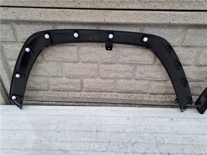 TOYOTA RAV 4 LISTWA PRAWA LEWA po 19 r ORYGINAŁ (17547276165)