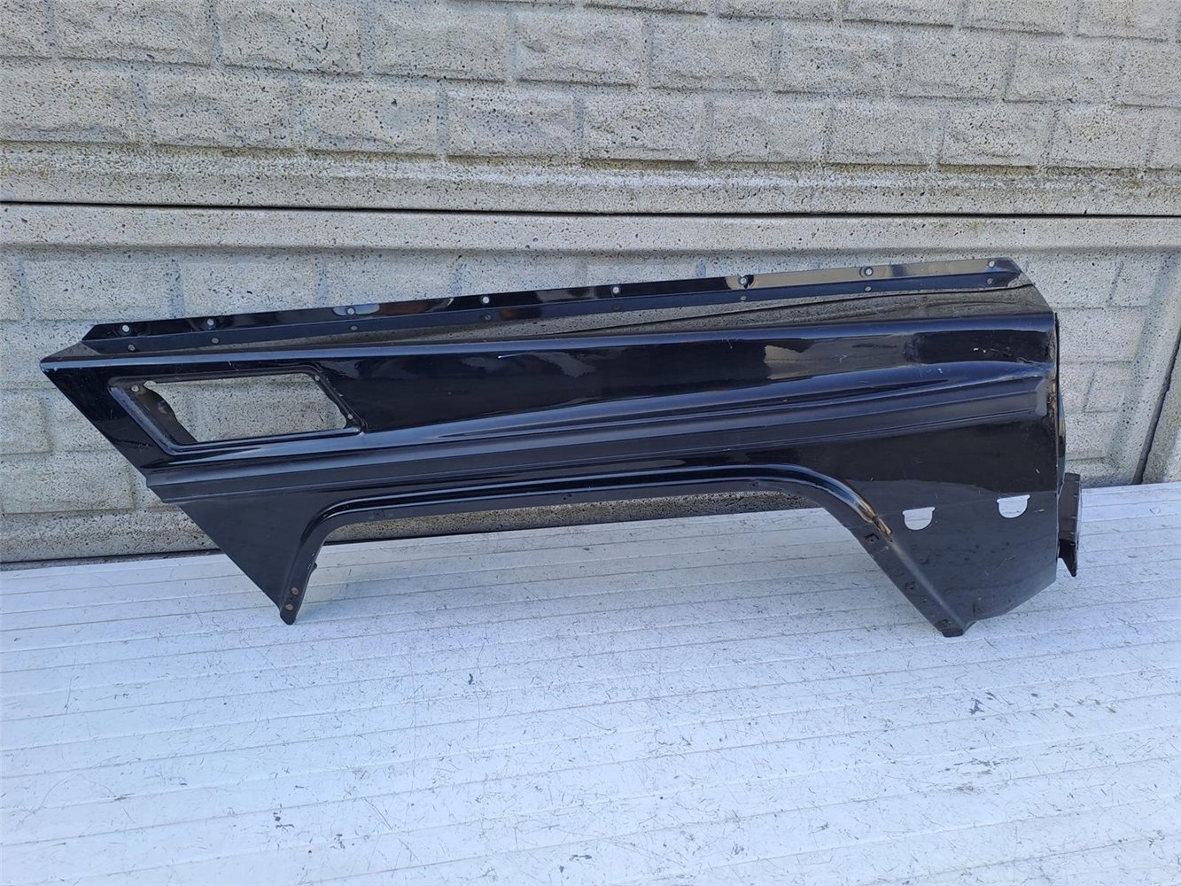 MERCEDES G-KLASA W463 BŁOTNIK PRZEDNI PRAWY ORYGINAŁ (17547387241)