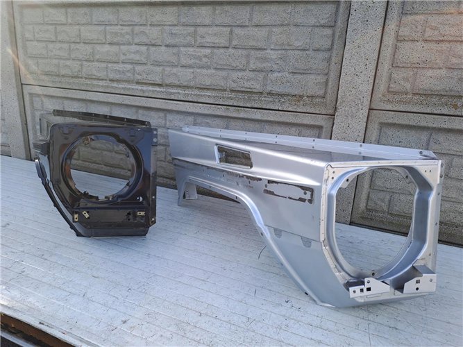 MERCEDES G-KLASA W463 BŁOTNIK PRZEDNI PRAWY ORYGINAŁ (17547387241)