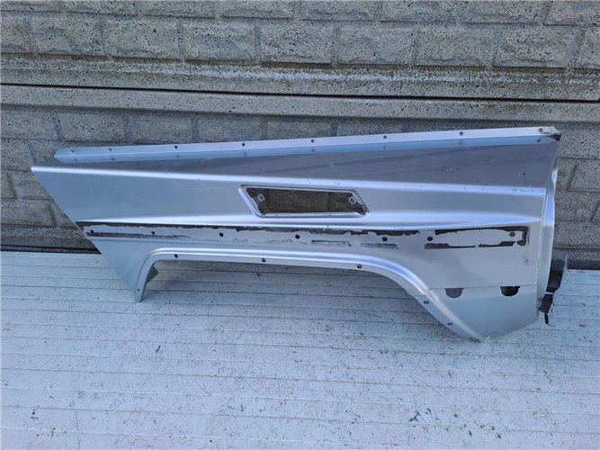 MERCEDES G-KLASA W463 BŁOTNIK PRZEDNI PRAWY ORYGINAŁ (17547387241)