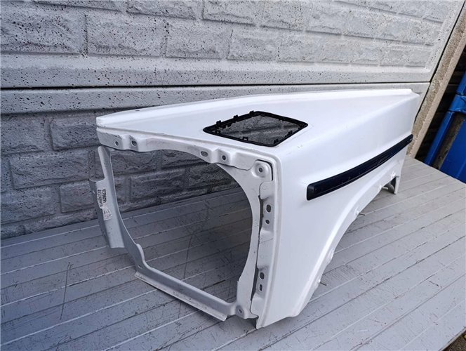 MERCEDES G KLASA W463 W464 BŁOTNIK LEWY PRZEDNI ORYGINAŁ (17547479671)