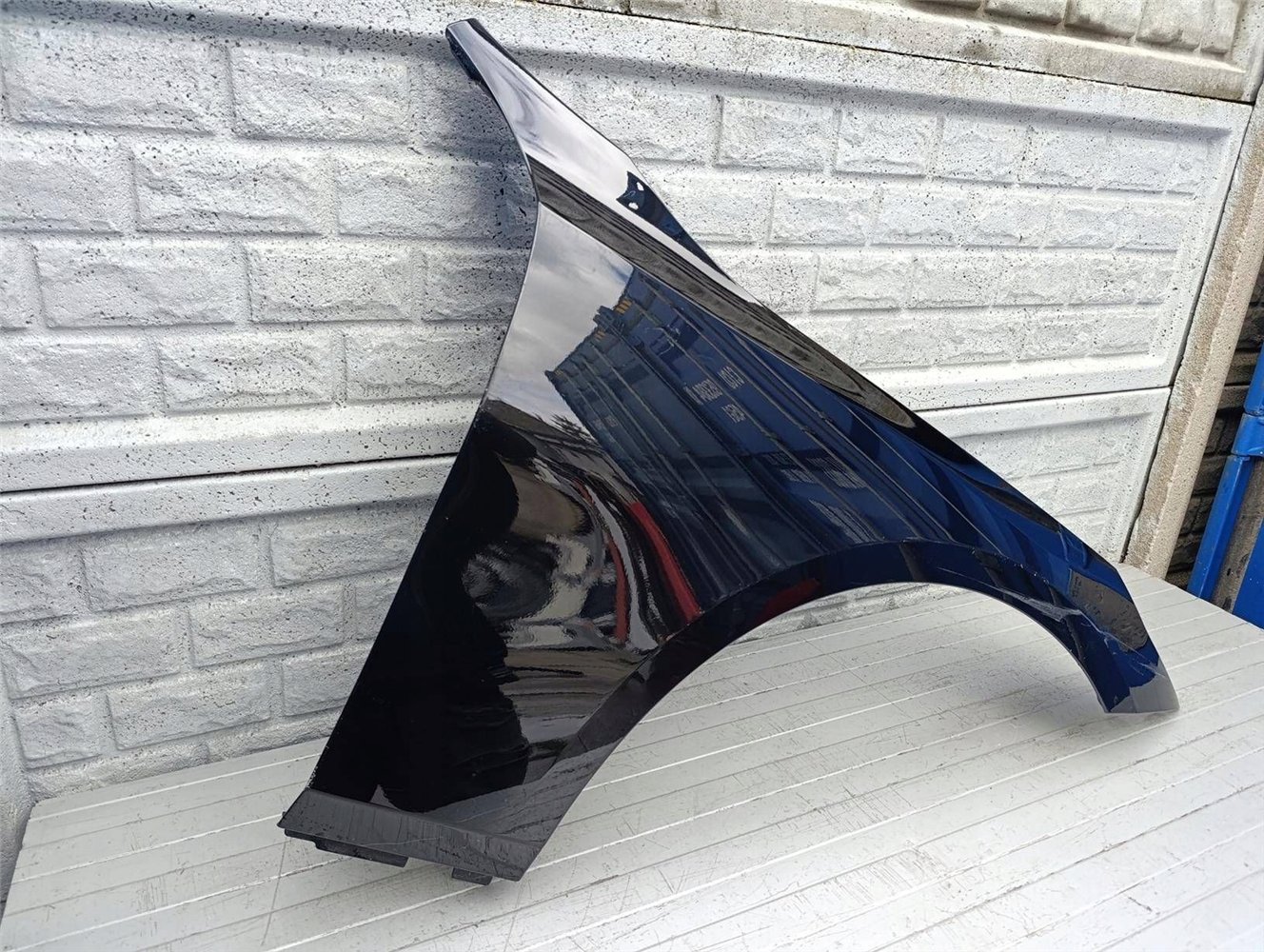 BMW 5 G60 BŁOTNIK PRAWY 2023- ORYGINAŁ (17547494377)