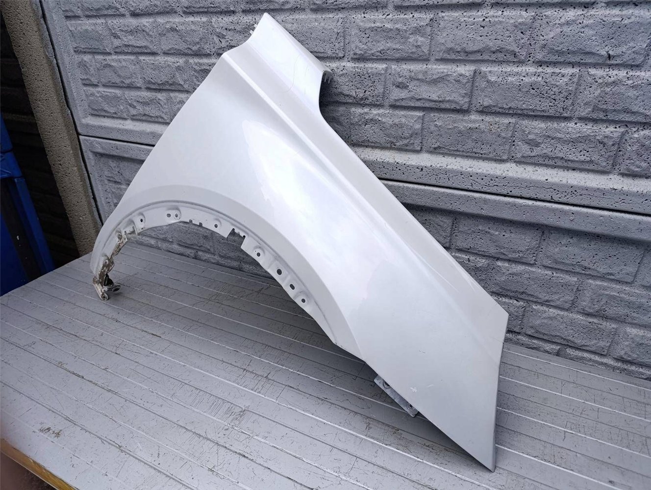 CITROEN DS7 DS 7 BŁOTNIK PRAWY PRZEDNI ORYGINAŁ (17547501425)