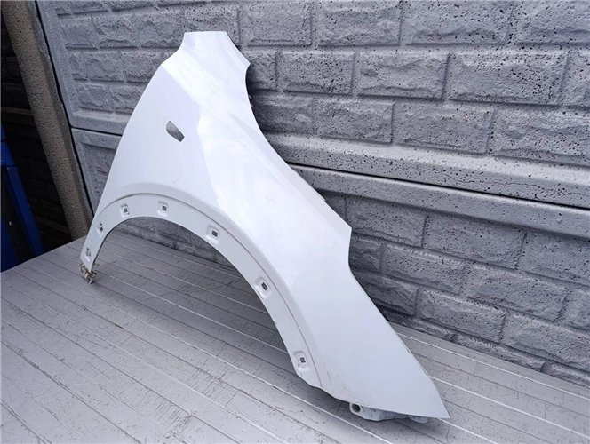 KIA X-CEED XCEED BŁOTNIK PRAWY PRZEDNI ORYGINAŁ (17547503532)