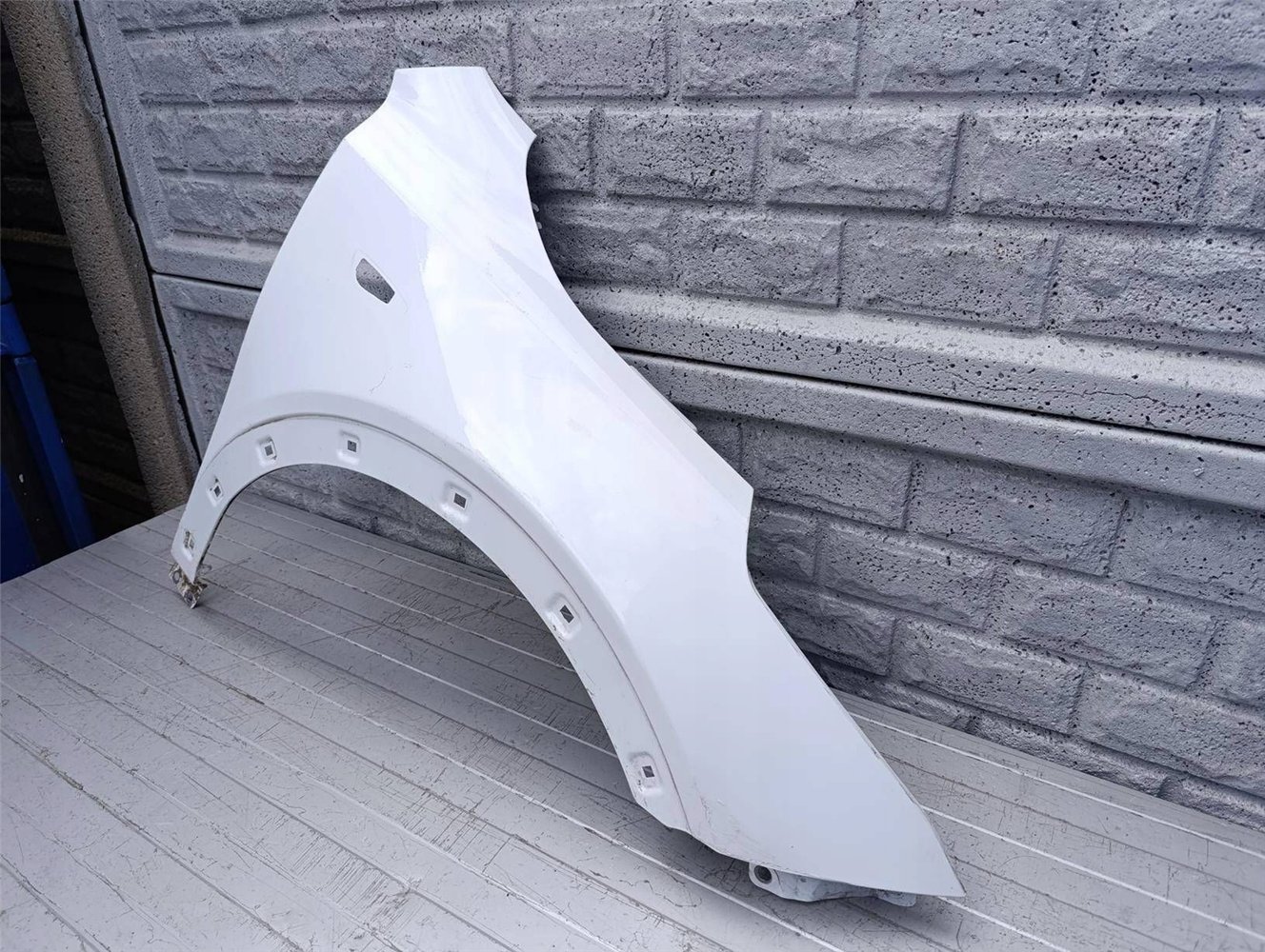 KIA X-CEED XCEED BŁOTNIK PRAWY PRZEDNI ORYGINAŁ (17547503532)