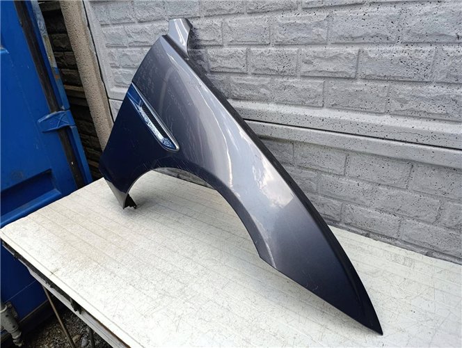 JAGUAR XE 2015-2022 BŁOTNIK PRAWY PRZEDNI ORYGINAŁ (17550040412)