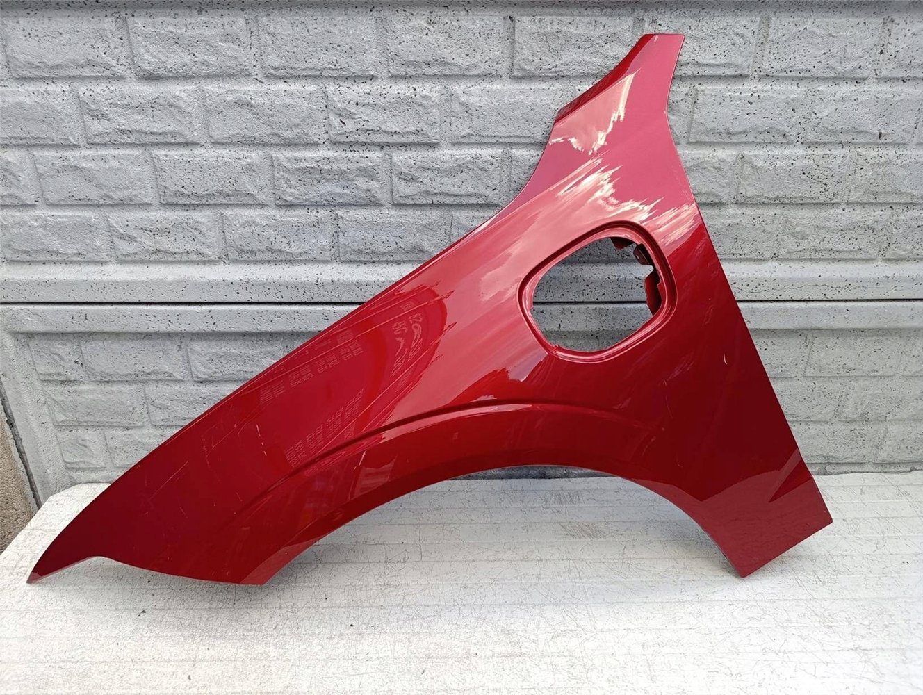 VOLVO XC 60 XC60 HYBRID ELECTRIC 17- BŁOTNIK LEWY ORYGINAŁ (17550326651)