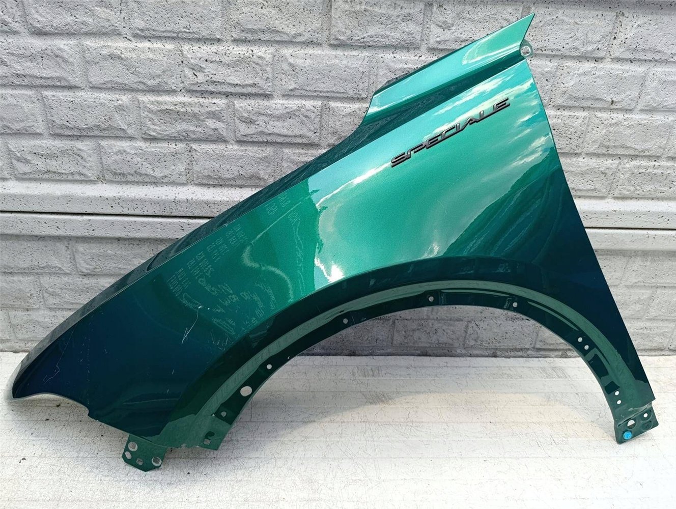 ALFA ROMEO TONALE 22-24 BŁOTNIK PRZEDNI LEWY ORYGINAŁ (17550554600)